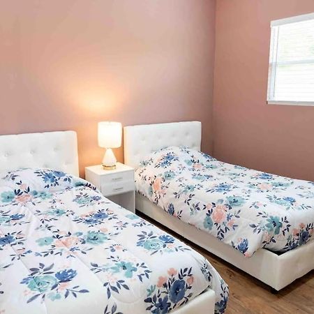 Ferienwohnung Tampa Bay Oasis Tarpon Springs Exterior foto